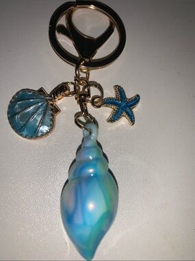 Shell purse/bag charm Keychain with charms